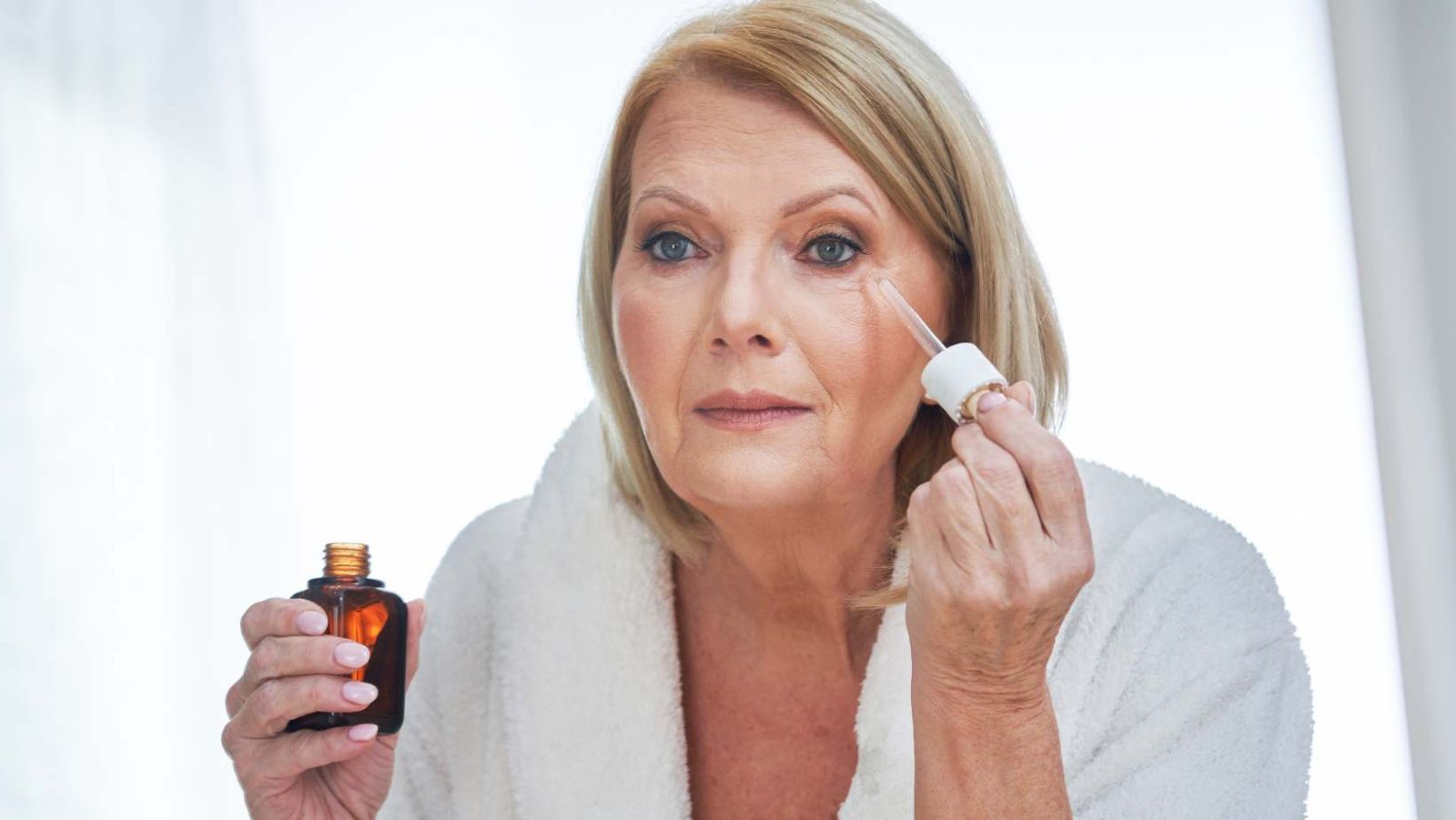 Remede de grand-mere pour les poches sous les yeux : Retrouvez un